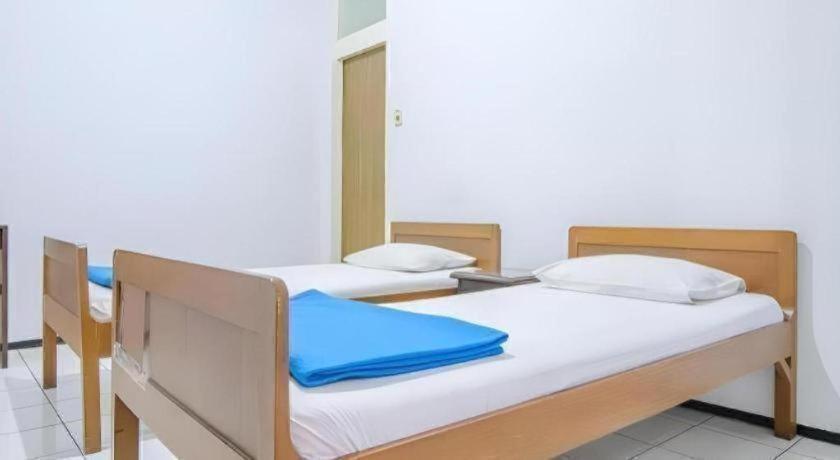 Hotel Tosari Malang Esterno foto
